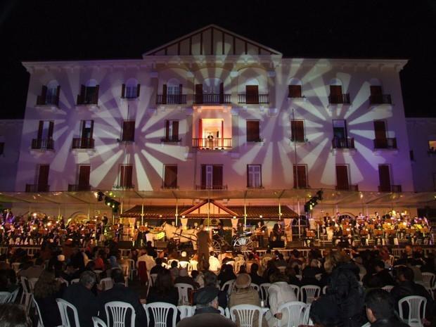 Hotel Salvador Pocos de Caldas Bagian luar foto